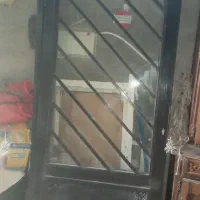 در طلا فروشی