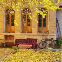 ویلایی / ۴۵۰ متر بنا / ۱۷۰ متر حیاط/ کافی شاپ