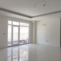 آپارتمان-فروشی-کلید-نخورده-غرق-در-نور