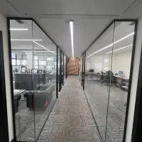 ۱۳۰ متر اداری