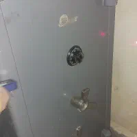 گاوصندق برای طلافروشی اتوگالری املاک و شرکت ها