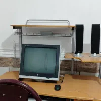 فروش یک دستگاه تلویزیون دوو با یک دستگاه کامپیوتر