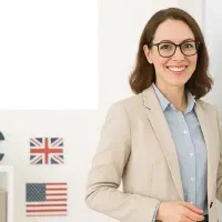 استخدام دبیر زبان انگلیسی