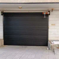 کرکره برقی و درب شیشه ای