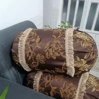 بالشت یا زیر دستی