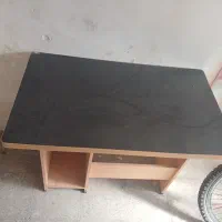 میز کامپیوتر کاملا سالم درحد نو|میز تحریر و کامپیوتر|ملایر, |دیوار