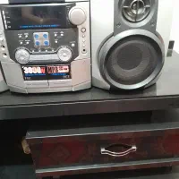 زیر تلویزیون وظبط سه بانده