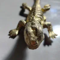 مجسمه برنجی مارمولک|مجسمه، تندیس، ماکت|تهران, خواجه نظام الملک|دیوار