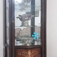 فروش میز تلویزیون و ویترین و یک دست مبل ۷ نفره|بوفه، ویترین، کنسول|تهران, والفجر (افسریه)|دیوار