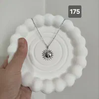 گردنبند های ضد زنگ