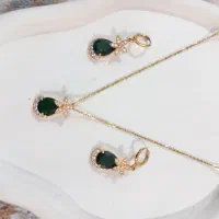 نیم ست و گوشواره رنگ ثابت