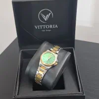 ساعت ویتوریا|ساعت|تهران, والفجر (افسریه)|دیوار