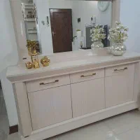 آینه وکنسول