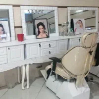 فروش فوری لوازم آرایشگاهی