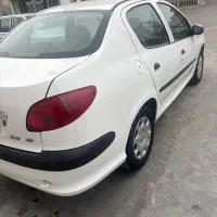 ۲۰۶ صندوق دار مدل ۹۹