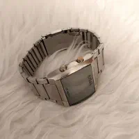 ساعت‌ دوتا|ساعت|کرمان, |دیوار