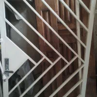 حفاظ درب به همراه درب چوب