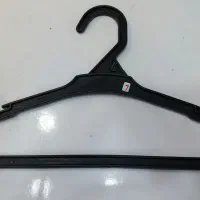 چوب لباسی مشکی