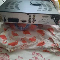 گیرنده دیجیتال فاقد کنترل|صوتی و تصویری|ری, سرتخت|دیوار