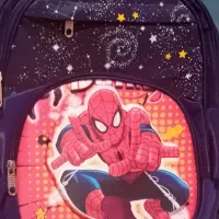 کیفهای مدارس نوهستن زیرقیمت بازار دونه ای۲۵۰ت