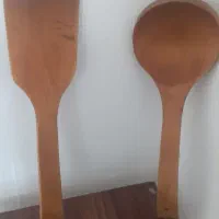 و کفگیر ملاقه چوبی دیس چینی و ظرف پریکس