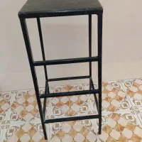 چهارپایه فلزی