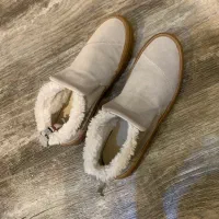 کفش برند تامز