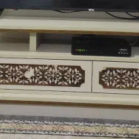 مبل و میز تلویزیون