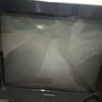 دوعدد تلویزیون قدیمی