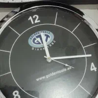 ساعت دیواری