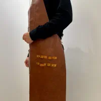 پیش بند چرمی