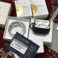 ایرپاد پرو۲ تایپ سی زیر قیمت نو نو شارژر ۶۰ وات نو