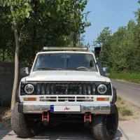 نیسان پاترول 2 در 4 سیلندر کولر روشن
