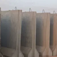 نیازمند تریلی کفی-نیم لبه-لبه دار-کمرشکن دومحور