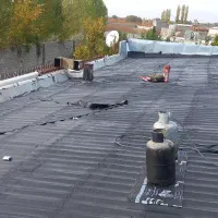 کپسول گاز پرسی و بوتان نو با شیر نو و سالم