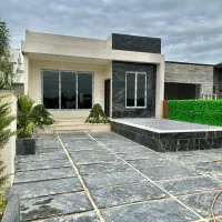 185متر-همکف-استخردار-کلیدنخورده-شهرکی-امن-و-مطمئن