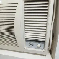 فروش دو عدد کولرگازی پنجره‌ای