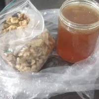 عسل و گردو  تقویت