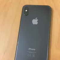 اپل iPhone XS با حافظهٔ ۲۵۶ گیگابایت