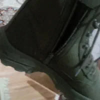 پوتین رنگ سبز
