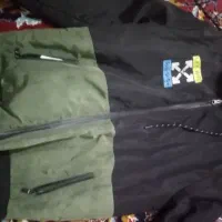 کاپشن|لباس|کلاله, |دیوار