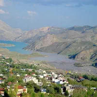 ۲۳۰ متر زمین با بنا کلنگی