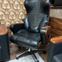 مبلمان اداری همراه با صندلی امپراطور و میز|مبلمان اداری|محلات, |دیوار