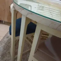 میز ناهارخوری کمجا