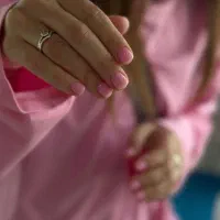 تمامی خدمات ناخن ۳۵۰+ پا رایگان