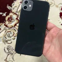 گوشی آیفون ۱۱ نرمال بی خط وخال