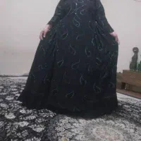 یه دست لباس محلی بفروش میرسد