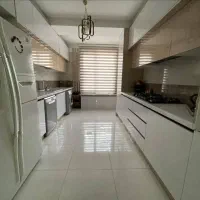 135 متر فوری/سه خواب/تاجداری