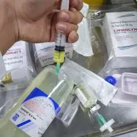 پرستاری در منزل،تزریقات، سرم تراپی و سوند، پانسمان
