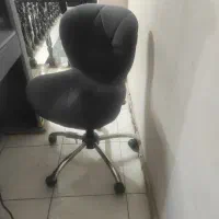 صندلی و میز ناخن و استند فلزی